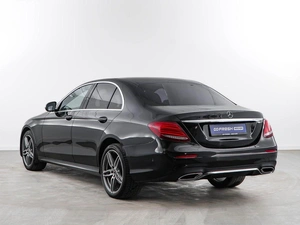 Седан Mercedes-benz E-класс 2020 года, 2975055 рублей, Москва