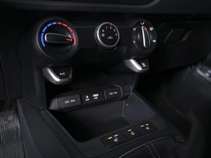 Седан Kia Rio 2019 года, 1495000 рублей, Ставрополь