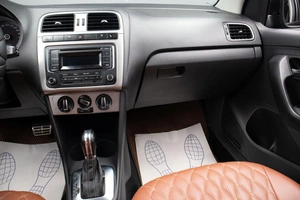 Седан Volkswagen Polo 2013 года, 749000 рублей, Оренбург