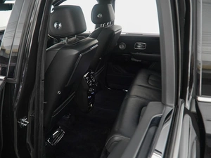 Внедорожник Rolls-Royce Cullinan 2019 года, 30550090 рублей, Москва