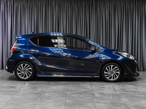 Хетчбэк Toyota Aqua 2018 года, 1339000 рублей, Тюмень
