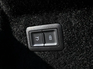 Седан Hongqi H9 2021 года, 3450000 рублей, Волгоград