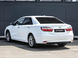 Седан Toyota Camry 2017 года, 2574000 рублей, Кирилловка