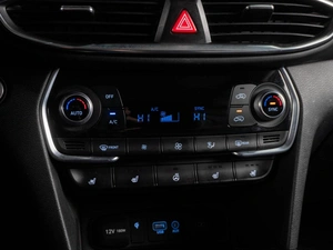 Внедорожник Hyundai Santa Fe 2019 года, 3100000 рублей, Тюмень
