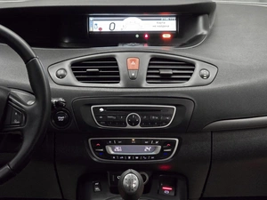 Минивэн Renault Scenic 2010 года, 725000 рублей, Красноярск