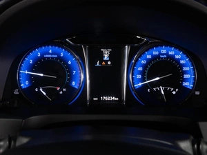 Седан Toyota Camry 2015 года, 2049000 рублей, Тюмень