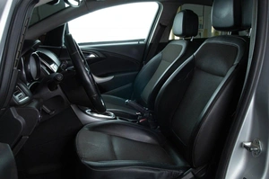 Хетчбэк Opel Astra 2012 года, 1019000 рублей, Челябинск
