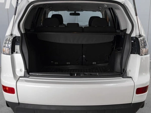 Внедорожник Mitsubishi Outlander 2008 года, 1150000 рублей, Омск