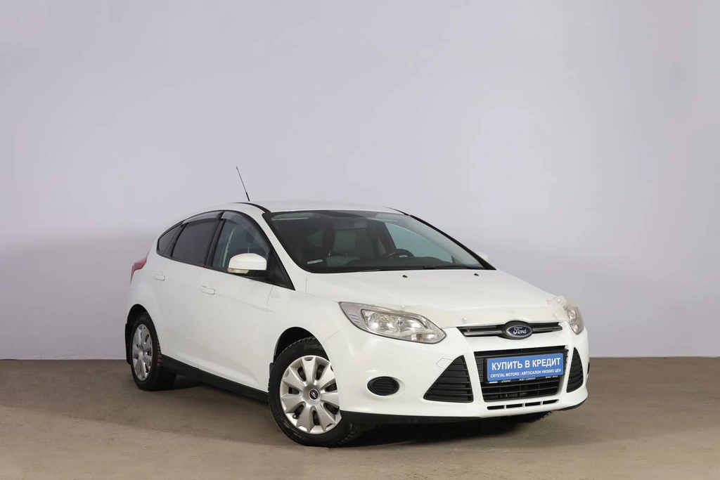 Хетчбэк Ford Focus 2013 года, 1049000 рублей, Новосибирск