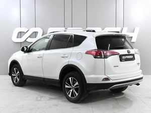 Внедорожник Toyota RAV4 2016 года, 2579000 рублей, Аксай