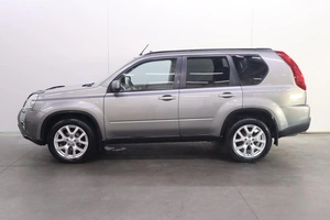 Универсал Nissan X-Trail 2012 года, 1225000 рублей, Брянск