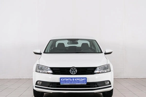 Седан Volkswagen Jetta 2017 года, 1399000 рублей, Красноярск