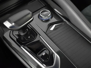 Внедорожник Geely Monjaro 2023 года, 3553900 рублей, Казань