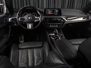 Седан BMW 5 серия 2019 года, 4876000 рублей, Тюмень