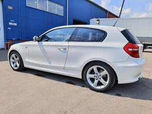 Хетчбэк BMW 1 серия 2011 года, 799000 рублей, Красноярск