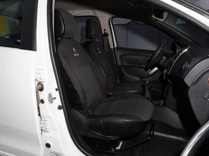 Хетчбэк Renault Sandero 2017 года, 929555 рублей, Тверь