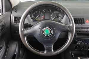 Хетчбэк Skoda Fabia 2004 года, 449000 рублей, Пермь