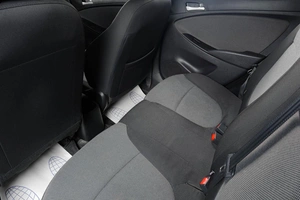 Седан Hyundai Solaris 2012 года, 819000 рублей, Тюмень