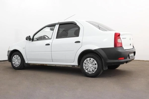 Седан Renault Logan 2011 года, 375000 рублей, Орёл