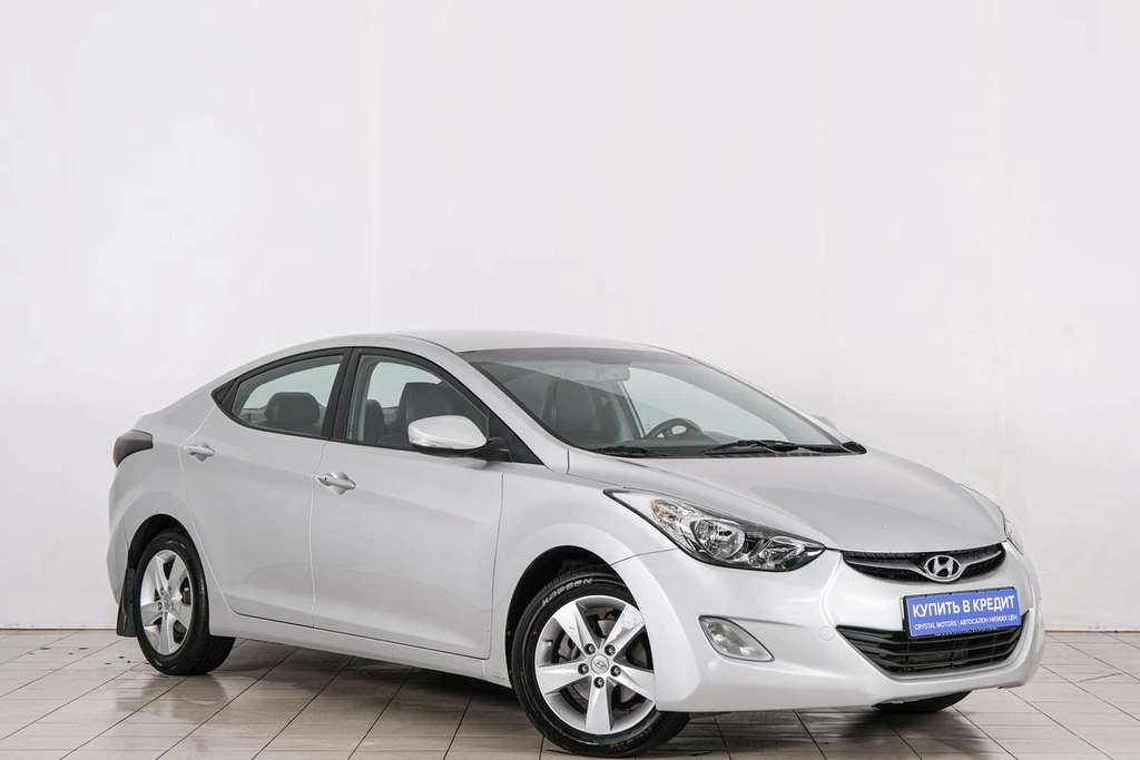 Седан Hyundai Avante 2011 года, 949000 рублей, Красноярск