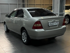 Седан Toyota Corolla 2001 года, 497000 рублей, Красноярск