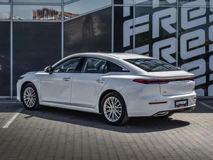 Лифтбек FAW Bestune B70 2024 года, 2450000 рублей, Краснодар