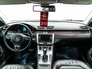 Седан Volkswagen Passat 2012 года, 1300000 рублей, Красноярск