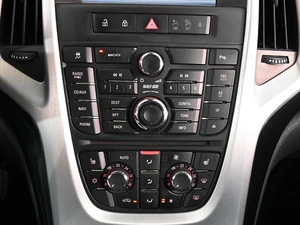Хетчбэк Opel Astra GTC 2011 года, 869000 рублей, Аксай