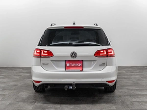 Универсал Volkswagen Golf 2013 года, 950000 рублей, Красноярск