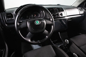 Хетчбэк Skoda Fabia 2012 года, 649000 рублей, Сургут