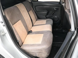 Седан Renault Logan 2014 года, 599000 рублей, Кирилловка
