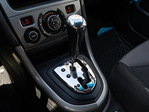 Хетчбэк Peugeot 308 2010 года, 570000 рублей, Краснодар
