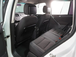 Внедорожник Volkswagen Tiguan 2016 года, 1399000 рублей, Воронеж