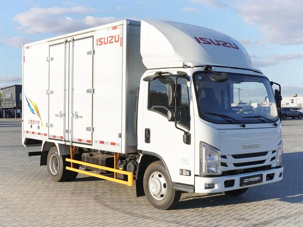 Изотермический фургон Isuzu Elf 2023 года, 3275000 рублей, Ростов-на-Дону