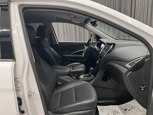 Внедорожник Hyundai Santa Fe 2017 года, 2099000 рублей, Красноярск
