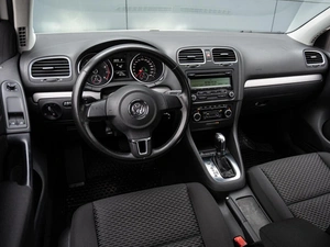 Хетчбэк Volkswagen Golf 2011 года, 1260000 рублей, Краснодар