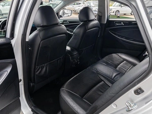 Седан Hyundai Sonata 2012 года, 1330000 рублей, Краснодар