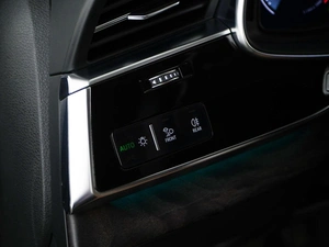 Внедорожник Audi Q8 2018 года, 6890999 рублей, Москва