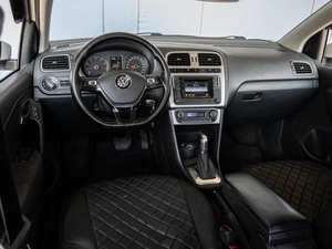 Седан Volkswagen Polo 2017 года, 1250000 рублей, Краснодар