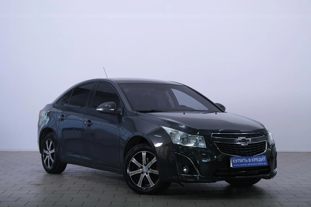 Седан Chevrolet Cruze 2013 года, 679000 рублей, Омск