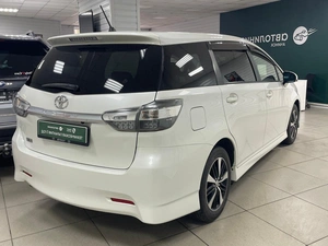 Минивэн Toyota Wish 2014 года, 1665000 рублей, Ачинск