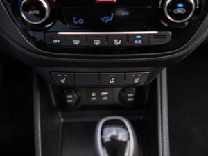 Седан Hyundai Solaris 2018 года, 1599000 рублей, Большой Сочи