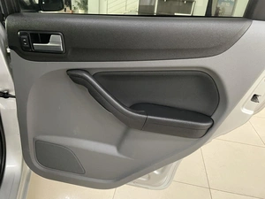 Седан Ford Focus 2008 года, 587000 рублей, Солонцы