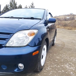 Хетчбэк Toyota Ist 2002 года, 428000 рублей, Красноярск