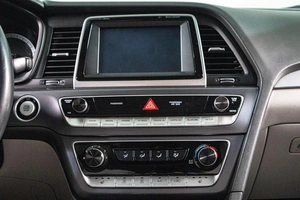 Седан Hyundai Sonata 2017 года, 2069000 рублей, Сургут