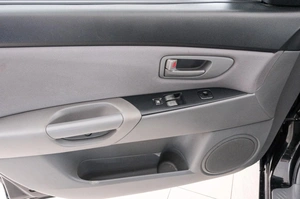 Хетчбэк Mazda 3 2008 года, 599000 рублей, Красноярск