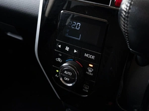 Минивэн Toyota Roomy 2016 года, 1240000 рублей, Краснодар