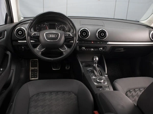 Седан Audi A3 2013 года, 1640000 рублей, Омск