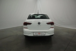 Седан Volkswagen Polo 2022 года, 1850000 рублей, Курск