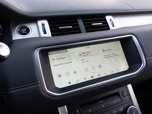 Внедорожник Land Rover Range Rover Evoque 2017 года, 2999000 рублей, Саратов